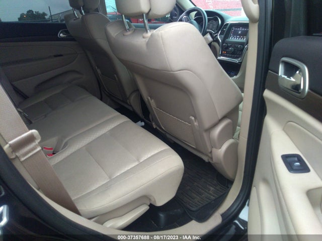 1C4RJFAG7JC195100 Jeep Grand Cherokee Laredo E