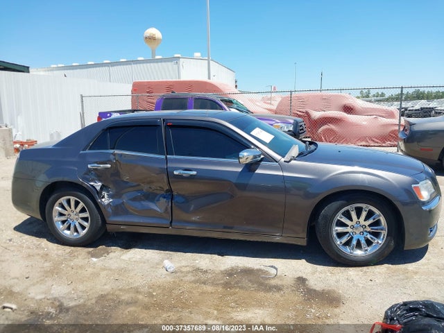2C3CCAAG5EH365559 Chrysler 300