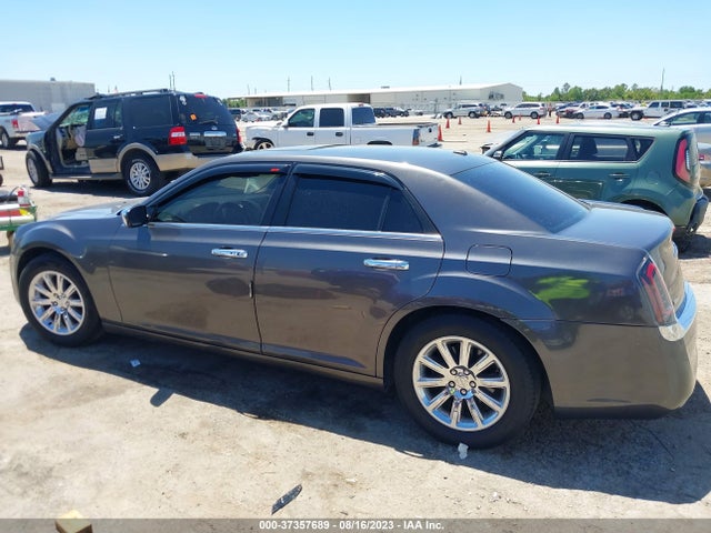 2C3CCAAG5EH365559 Chrysler 300