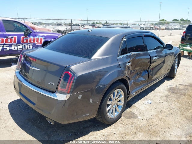 2C3CCAAG5EH365559 Chrysler 300