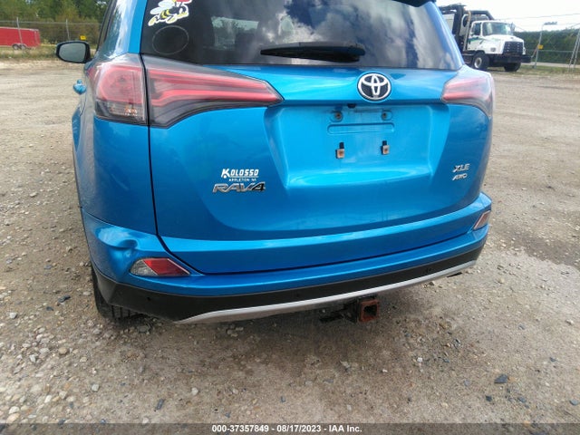 2017 TOYOTA RAV4 XLE VIN: JTMRFREV7HJ122875