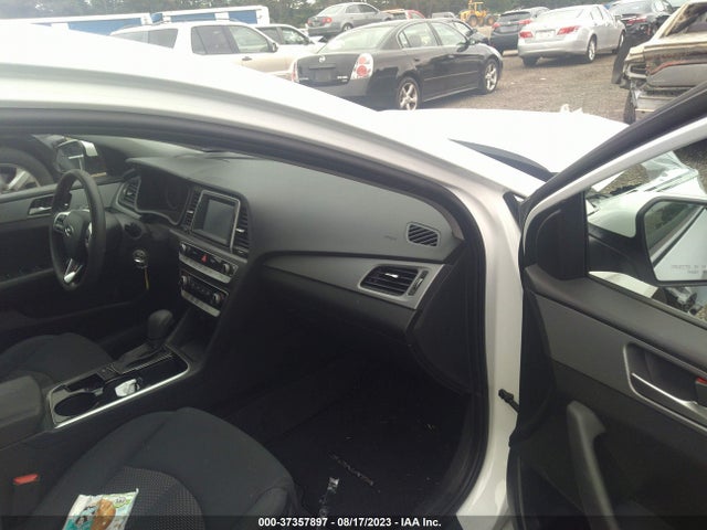 2019 HYUNDAI SONATA SE VIN: 5NPE24AF6KH793689