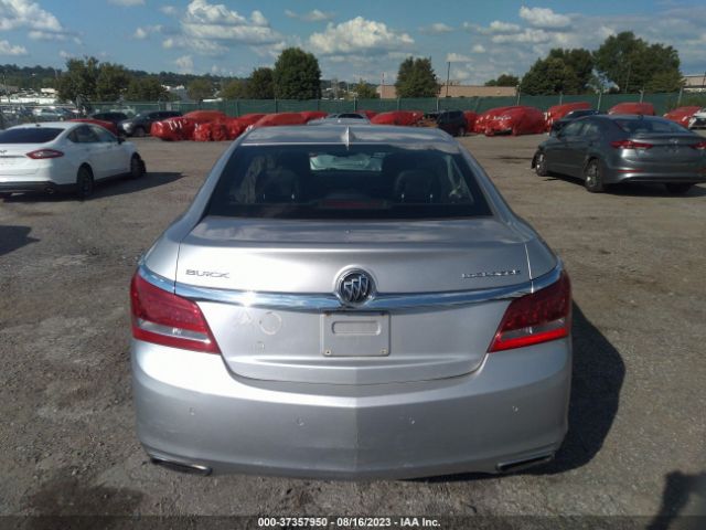 1G4GB5G38GF200682 Buick Lacrosse Leather