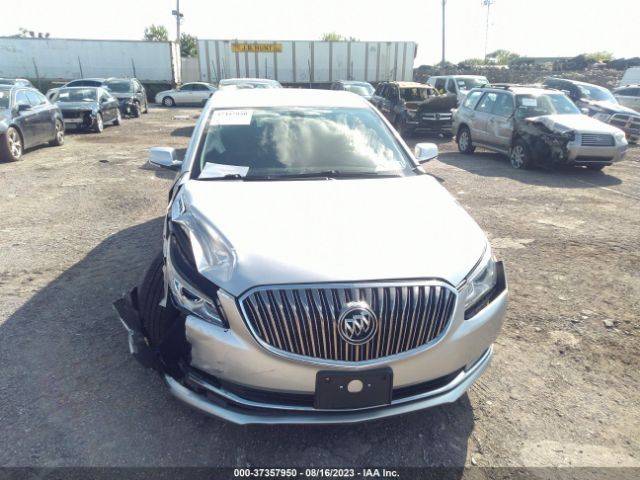 1G4GB5G38GF200682 Buick Lacrosse Leather