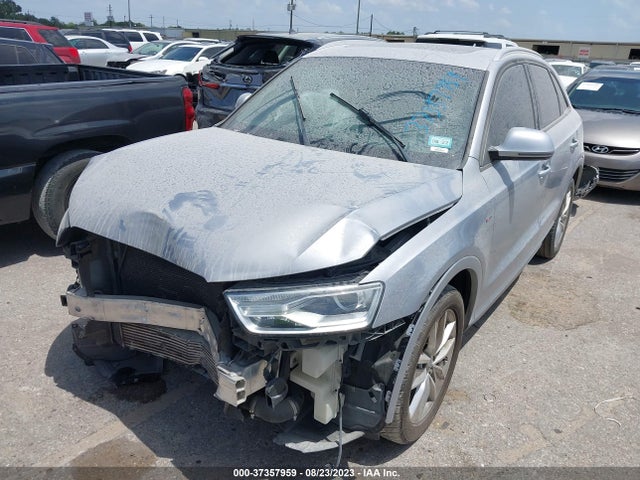 WA1BCCFS3JR010460 Audi Q3 Premium/sport Premium