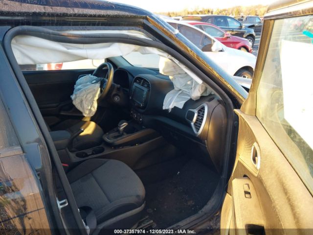 KNDJ23AU0M7771380 KIA SOUL S
