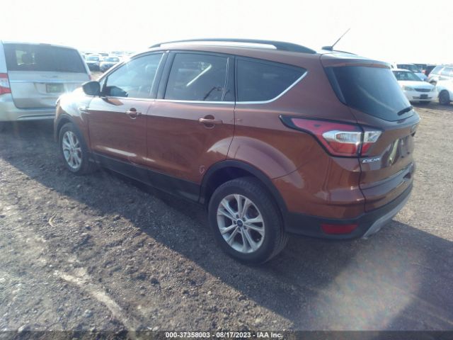 1FMCU9GD3HUE73504 Ford ESCAPE SE