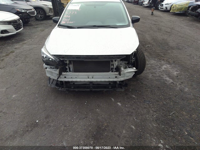 Subaru Impreza 2018 4S3GTAA62J3715246 Image 13