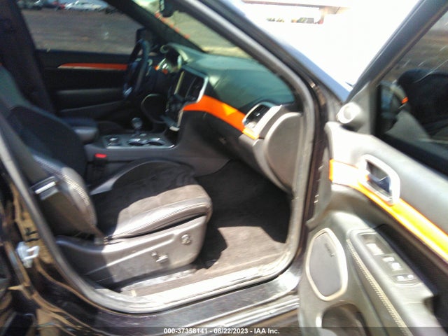 1C4RJFDJXFC647930 Jeep Grand Cherokee Srt