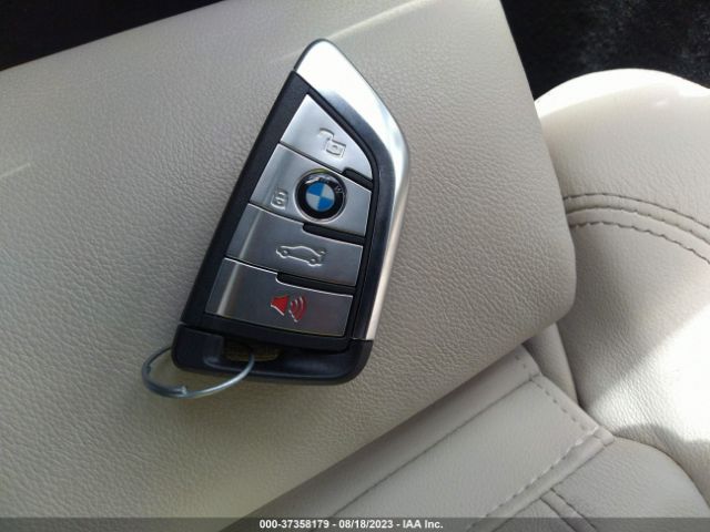 2022 BMW X5 5UXCR6C00N9M84562 Photo 10