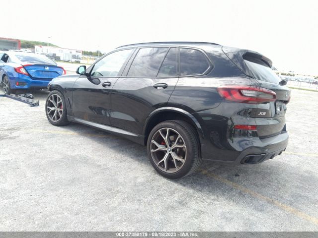 2022 BMW X5 5UXCR6C00N9M84562 Photo 2