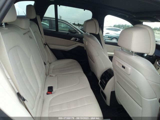 2022 BMW X5 5UXCR6C00N9M84562 Photo 7
