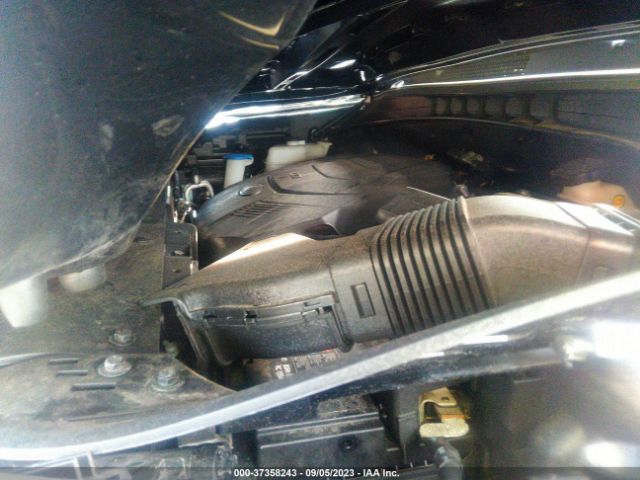 5XYPGDA50KG588605 KIA Sorento Lx V6