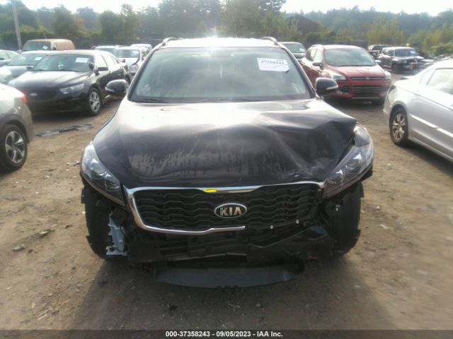 5XYPGDA50KG588605 KIA Sorento Lx V6