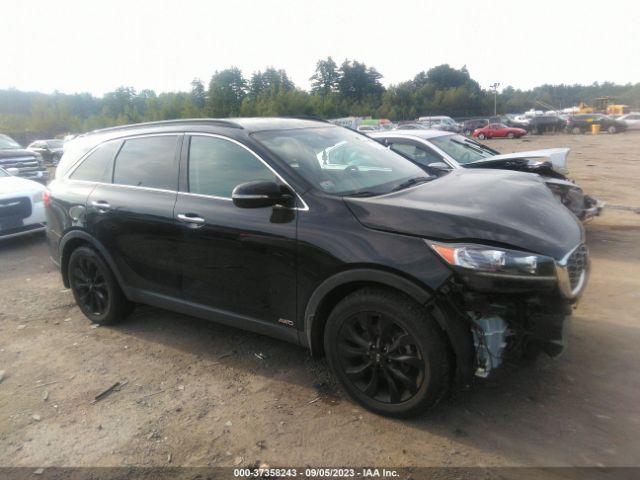 5XYPGDA50KG588605 KIA Sorento Lx V6