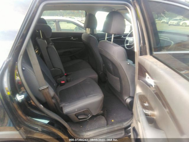 5XYPGDA50KG588605 KIA Sorento Lx V6