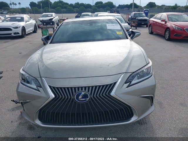 2021 Lexus ES, VIN: 58ADA1C15MU005819