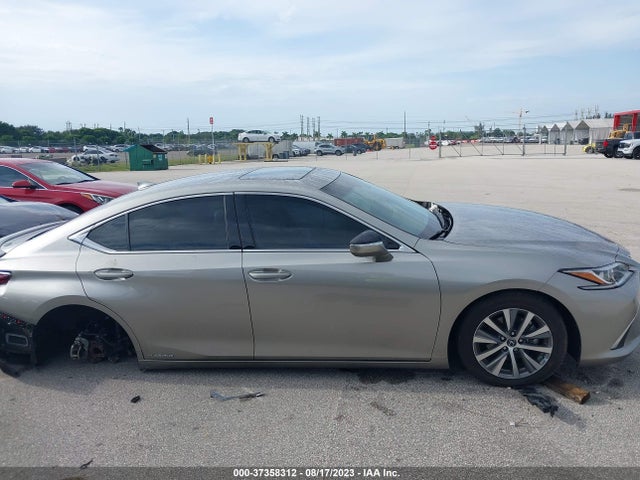 2021 Lexus ES, VIN: 58ADA1C15MU005819