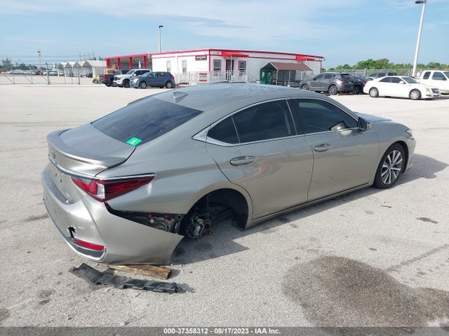 2021 Lexus ES, VIN: 58ADA1C15MU005819
