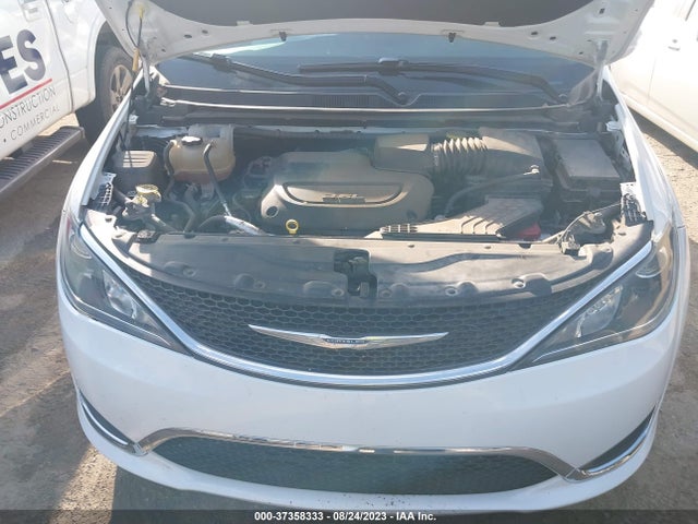 2C4RC1BG9KR732022 Chrysler Pacifica Touring L