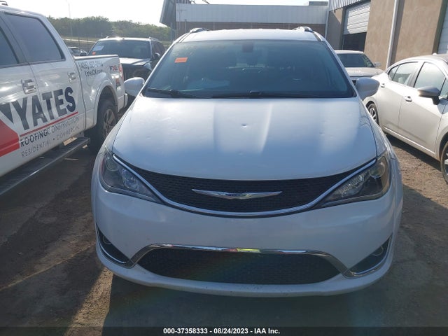 2C4RC1BG9KR732022 Chrysler Pacifica Touring L