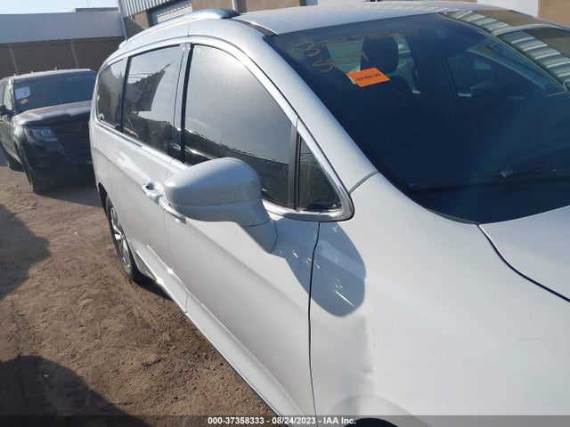 2C4RC1BG9KR732022 Chrysler Pacifica Touring L
