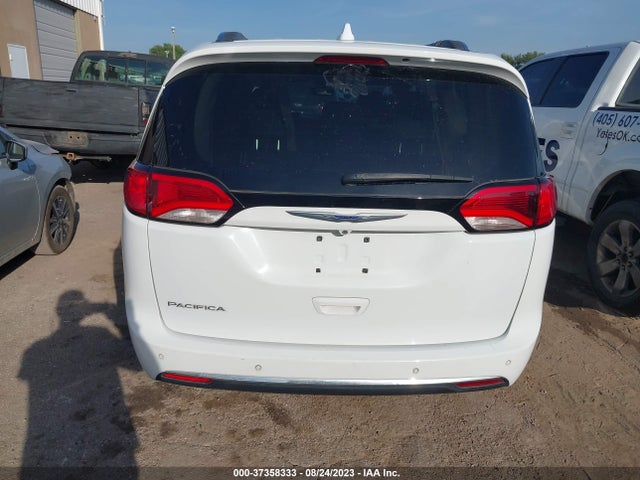 2C4RC1BG9KR732022 Chrysler Pacifica Touring L