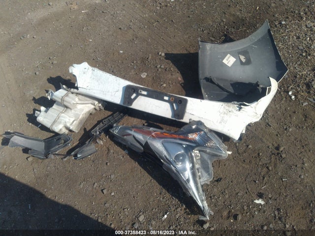 Toyota Prius Two 2016 JTDKBRFU7G3013404 Image 4