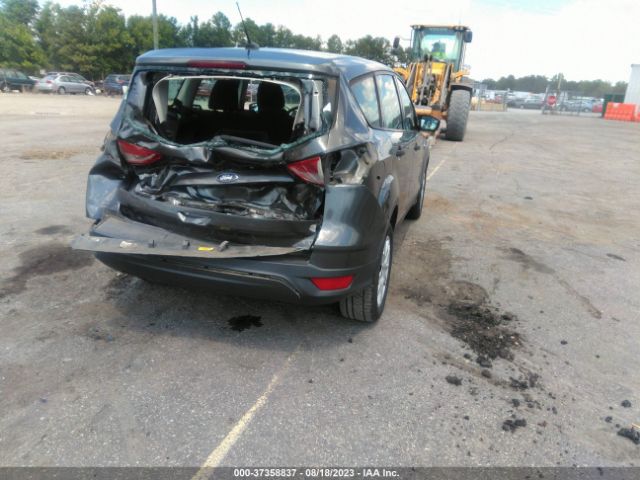 1FMCU0F79FUA37812 Ford ESCAPE S
