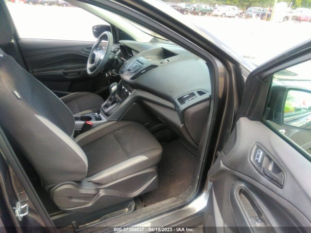 1FMCU0F79FUA37812 Ford ESCAPE S