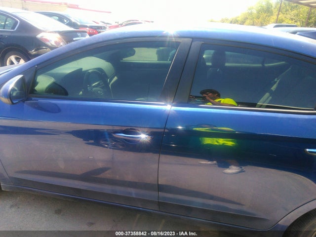 Hyundai ELANTRA SE 2017 5NPD84LF1HH108160 Image 6