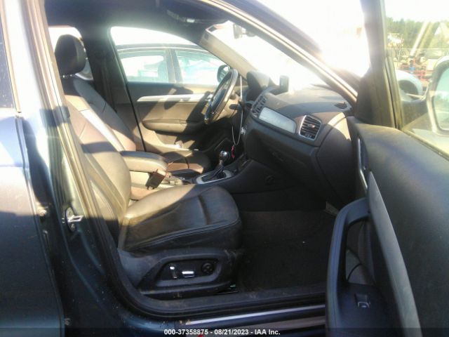 WA1GFCFS7GR024352 Audi Q3 2.0t Premium Plus