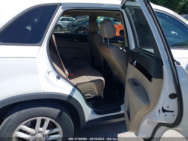 KIA SORENTO LX 2014 5XYKT4A74EG461786 Image 8