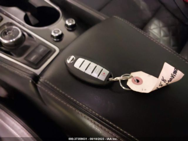 1N4AA6AP2JC375586 Nissan Maxima Platinum