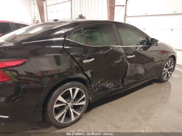 1N4AA6AP2JC375586 Nissan Maxima Platinum