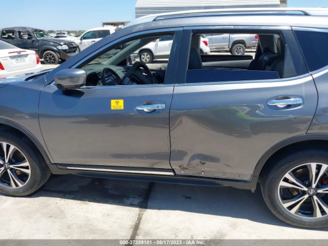 JN8AT2MV2HW281308 Nissan Rogue Sl