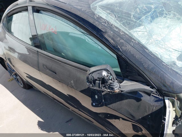 5YJ3E1EA9PF581922 Tesla MODEL 3