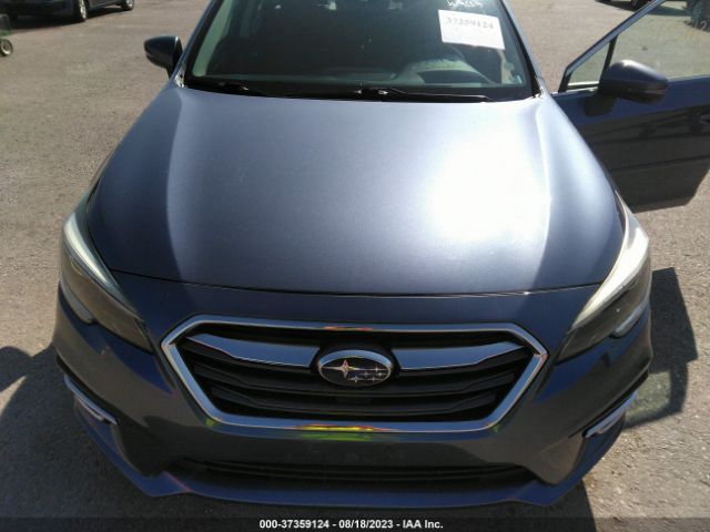 4S3BNAF67J3021407 Subaru Legacy Premium