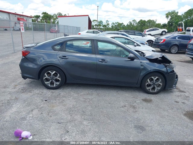 2020 KIA FORTE LXS VIN: 3KPF24AD2LE140530