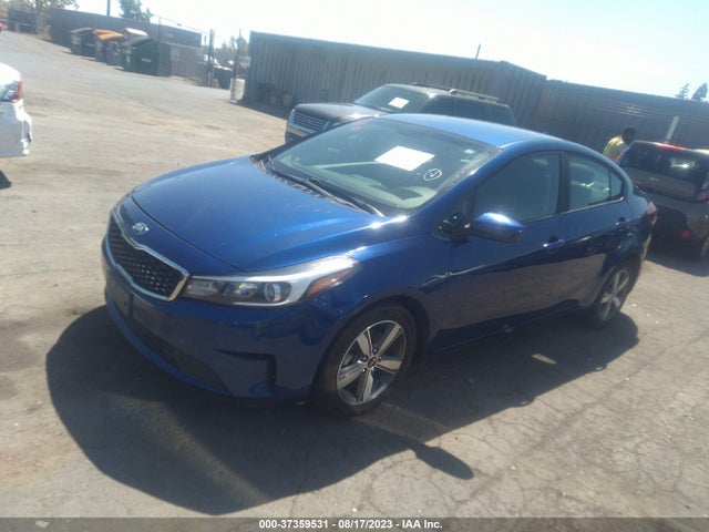 KIA FORTE LX 2018 3KPFL4A75JE166656 Image 2