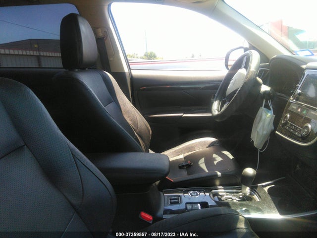 JA4AZ3A38HZ002794 Mitsubishi Outlander Se/sel