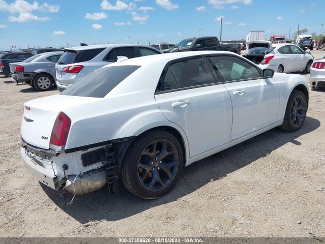 2C3CCAAG8MH538134 Chrysler 300 Touring