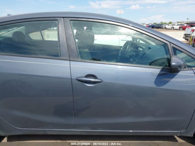 KNAFK4A61G5555032 KIA FORTE LX