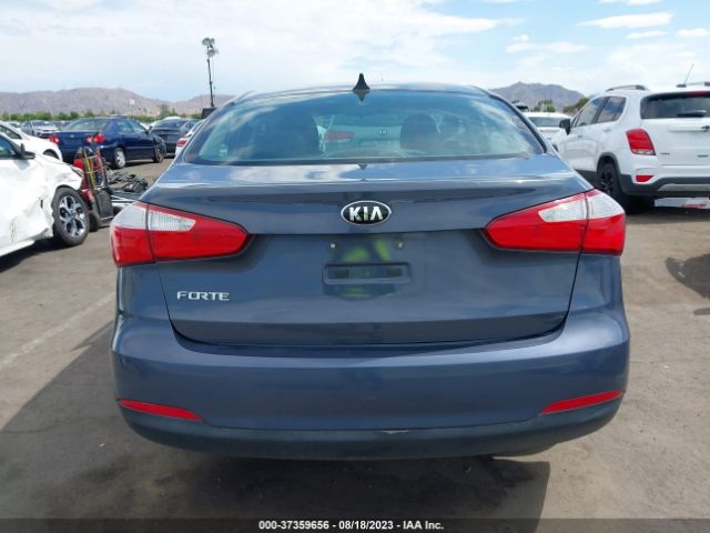 KNAFK4A61G5555032 KIA FORTE LX