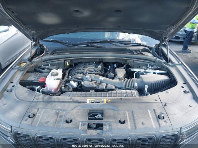 1C4RJJAG4P8813908 Jeep Grand Cherokee L Altitude
