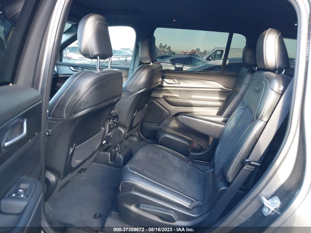 1C4RJJAG4P8813908 Jeep Grand Cherokee L Altitude