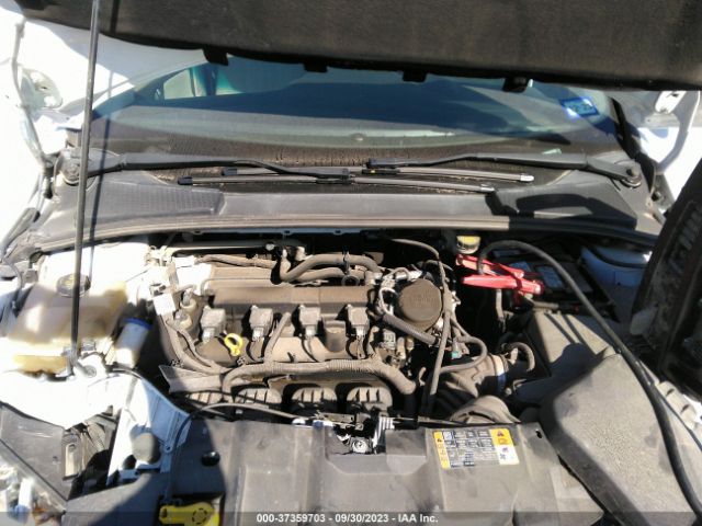 1FADP3K22GL271766 Ford FOCUS SE