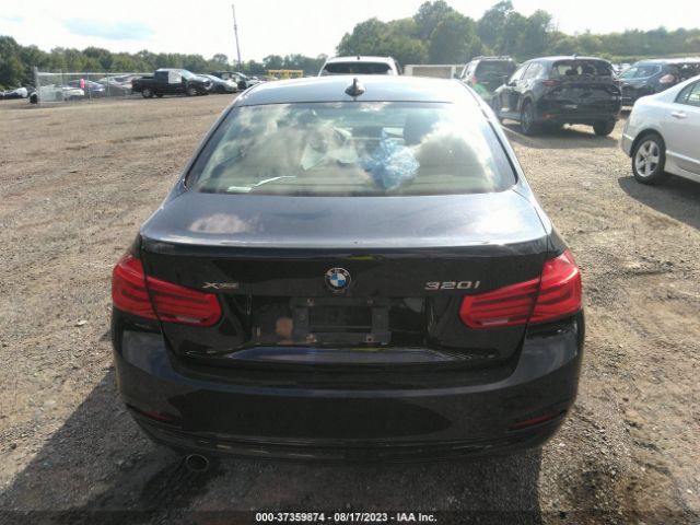 WBA8E5G52JNU46199 BMW 3 Series 320i Xdrive