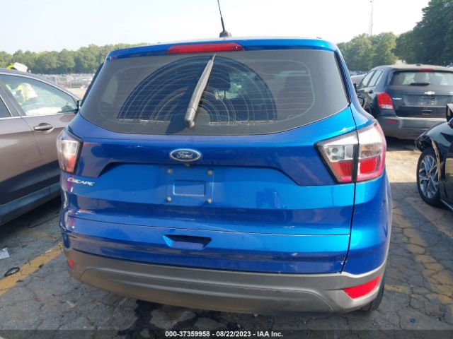 1FMCU0F70HUC92903 Ford ESCAPE S