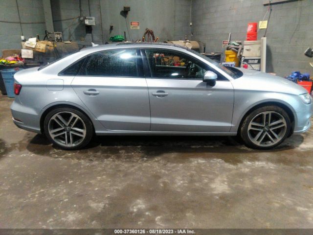 WAUB8GFF6J1044745 Audi A3 2.0t Tech Premium/2.0t Premium